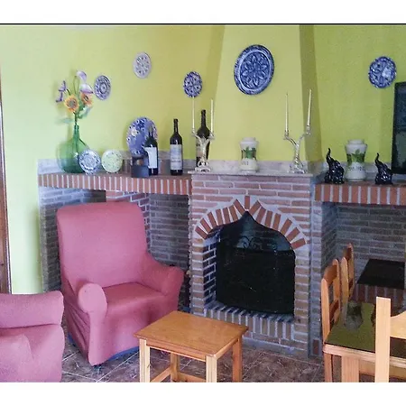 Сasa de vacaciones Holiday With Fireplace 06
